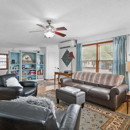Luxury Oasis- 1 Bedroom Romantic Getaways ラボック エクステリア 写真