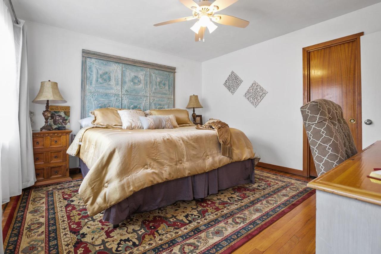 Luxury Oasis- 1 Bedroom Romantic Getaways ラボック エクステリア 写真