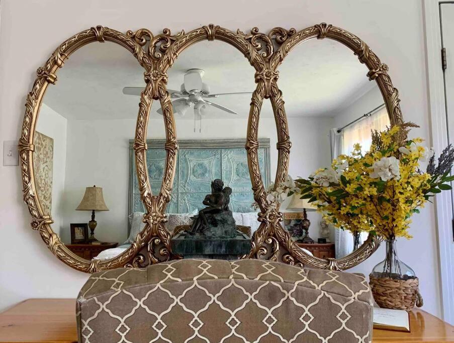 Luxury Oasis- 1 Bedroom Romantic Getaways ラボック エクステリア 写真